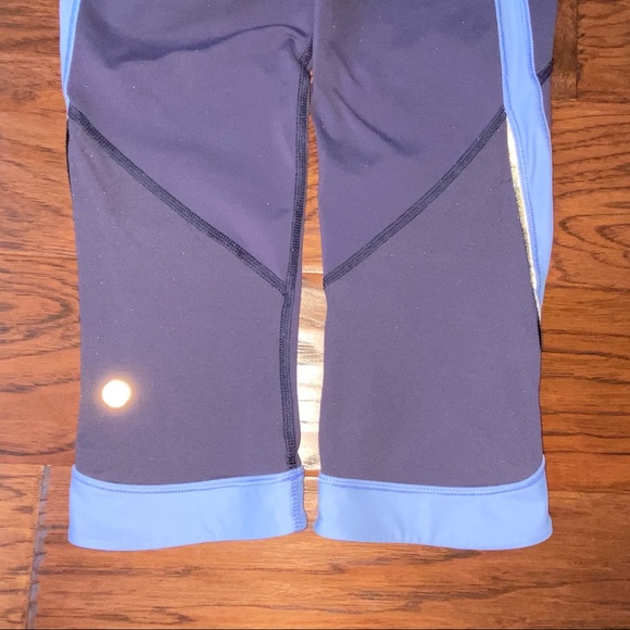 Lululemon crops. Size 4. - Picture 7 of 9